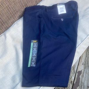 Lee Flex Motion Blue Khakis 18 Med NWT Womens